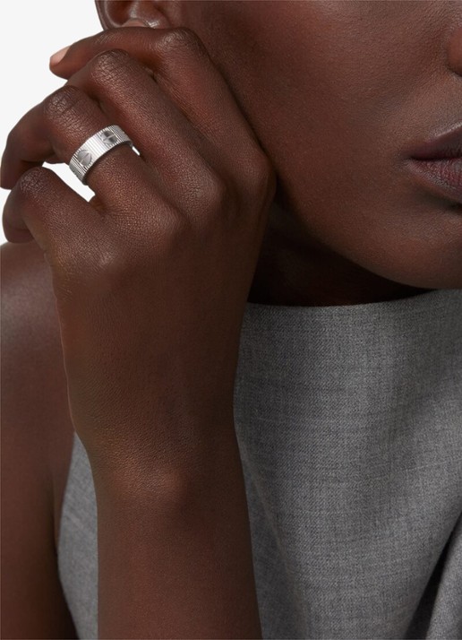 Cartier LOVE Unlimited ring van 18 karaat witgoud CRB42477 - detail 4 witgoud