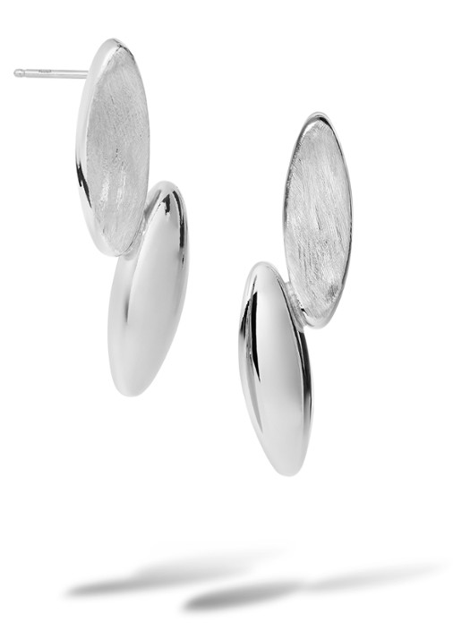 Casa Jewelry Odil oorstekers van zilver - voorkant zilver