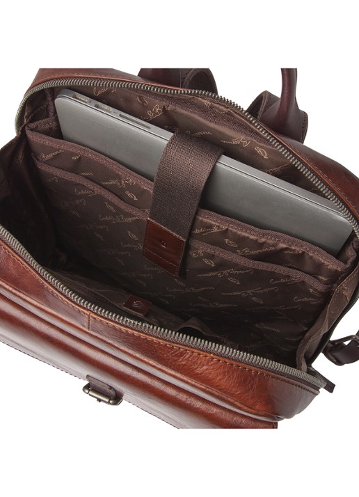 Castelijn & Beerens Rien rugzak van leer met 15,6 inch laptopvak - detail 5 cognac