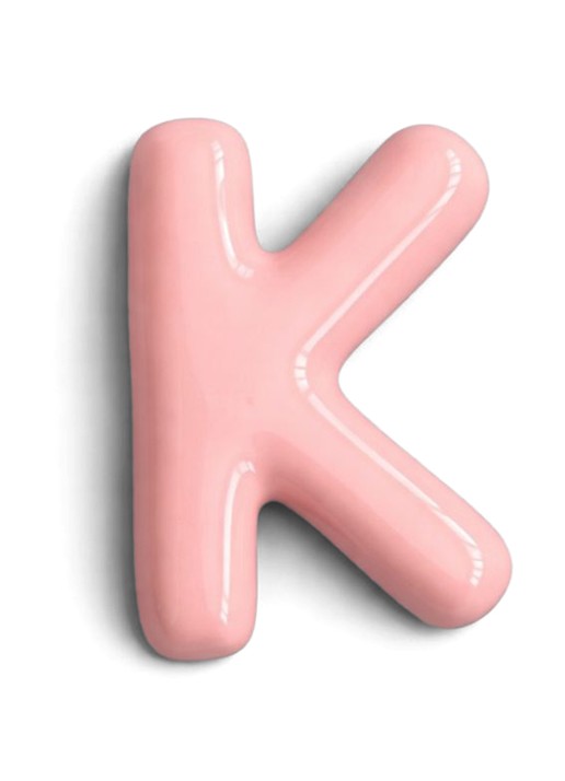 Ceramics by Romy Letter K hanger 10 cm - voorkant lichtroze
