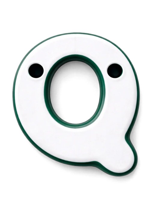 Ceramics by Romy Letter Q hanger 10 cm - voorkant 2 mosgroen