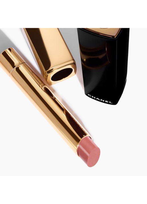 CHANEL BIJZONDER INTENSE LIPPENSTIFT. EXTRACT VAN LICHT EN VERZORGING. NAVULBAAR - achterkant 812 beige brut 