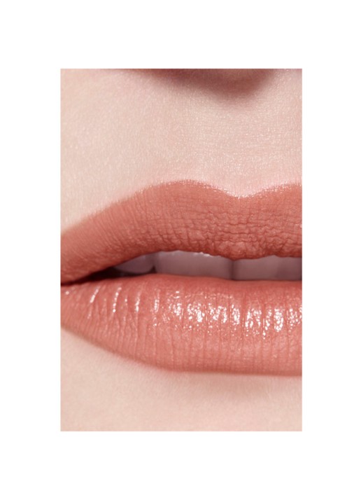 CHANEL BIJZONDER INTENSE LIPPENSTIFT. EXTRACT VAN LICHT EN VERZORGING. NAVULBAAR - detail 6 812 beige brut 