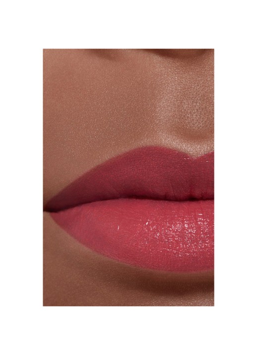 CHANEL BIJZONDER INTENSE LIPPENSTIFT. EXTRACT VAN LICHT EN VERZORGING. NAVULBAAR - detail 5 822 rose suprême 