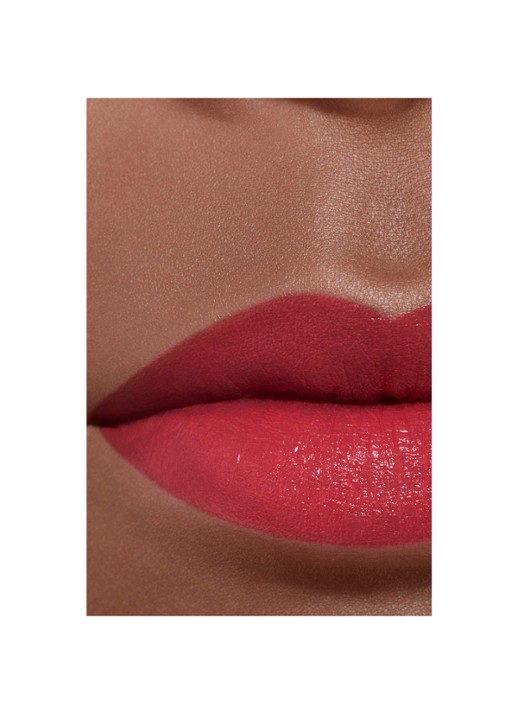 CHANEL BIJZONDER INTENSE LIPPENSTIFT. EXTRACT VAN LICHT EN VERZORGING. NAVULBAAR - detail 6 832 rouge libre 