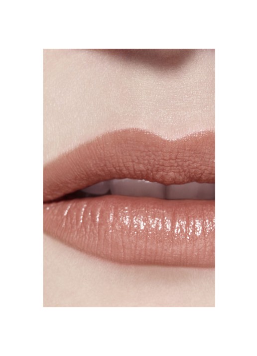 CHANEL BIJZONDER INTENSE LIPPENSTIFT. EXTRACT VAN LICHT EN VERZORGING - detail 6 812 beige brut 