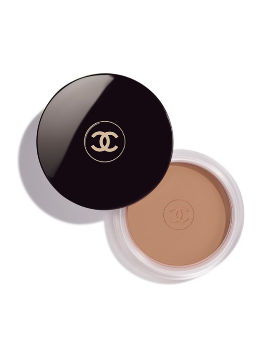 CHANEL CRÈMEGEL MET ZONOVERGOTEN FINISH. NATUURLIJKE HEALTHY GLOW MET ZONGEBRUIND EFFECT. - voorkant soleil tan light bronze
