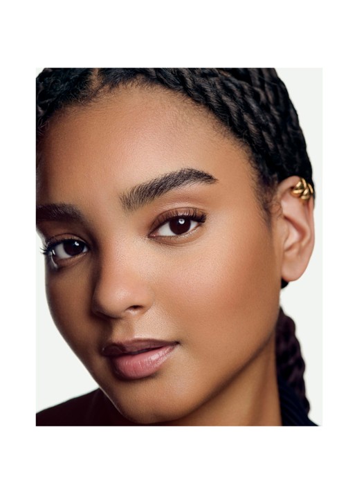 CHANEL CRÈMEGEL MET ZONOVERGOTEN FINISH. NATUURLIJKE HEALTHY GLOW MET ZONGEBRUIND EFFECT. - detail 7 soleil tan medium bronze