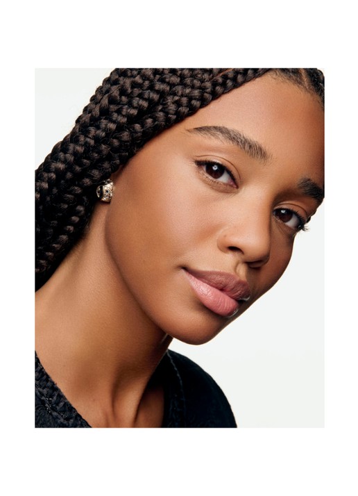 CHANEL CRÈMEGEL MET ZONOVERGOTEN FINISH. NATUURLIJKE HEALTHY GLOW MET ZONGEBRUIND EFFECT. - detail 4 soleil tan deep bronze