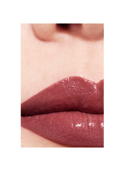 CHANEL DE LANGHOUDENDE HYDRATERENDE EN GLADSTRIJKENDE VERZORGENDE LIPPENSTIFT MET SATIJNGLANS - detail 3 134 édimbourg