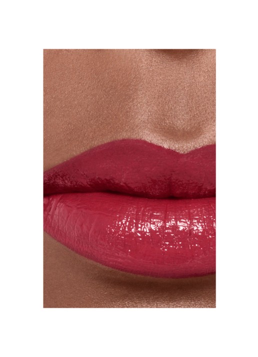 CHANEL DE UITERST LANGHOUDENDE GLANZENDE VLOEIBARE LIPPENSTIFT - detail 6 66 permanent 