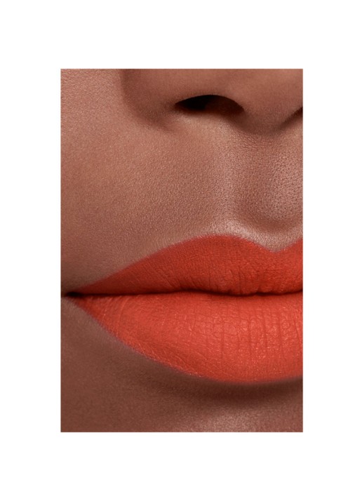 CHANEL DE ULTRA-LANGHOUDENDE INTENS MATTE VLOEIBARE LIPPENSTIFT - detail 5 214 bouleversante