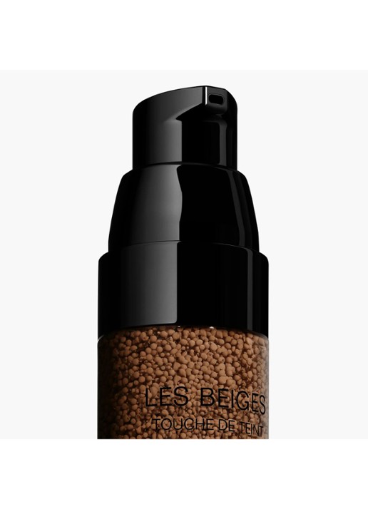 CHANEL EGALISEREN – LATEN STRALEN – HYDRATEREN. - achterkant 6 b110