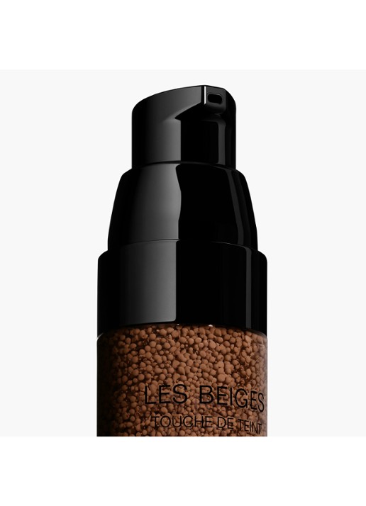 CHANEL EGALISEREN – LATEN STRALEN – HYDRATEREN. - detail 2 bd121 
