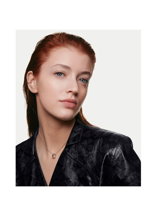 CHANEL EGALISEREN – LATEN STRALEN – HYDRATEREN. - detail 5 br22 