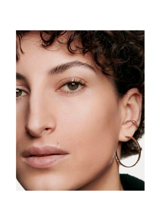 CHANEL EGALISEREN – LATEN STRALEN – HYDRATEREN. - detail 5 br32 