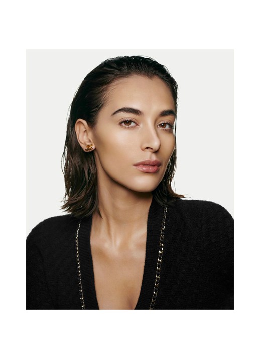 CHANEL EGALISEREN – LATEN STRALEN – HYDRATEREN. - detail 5 bo33 