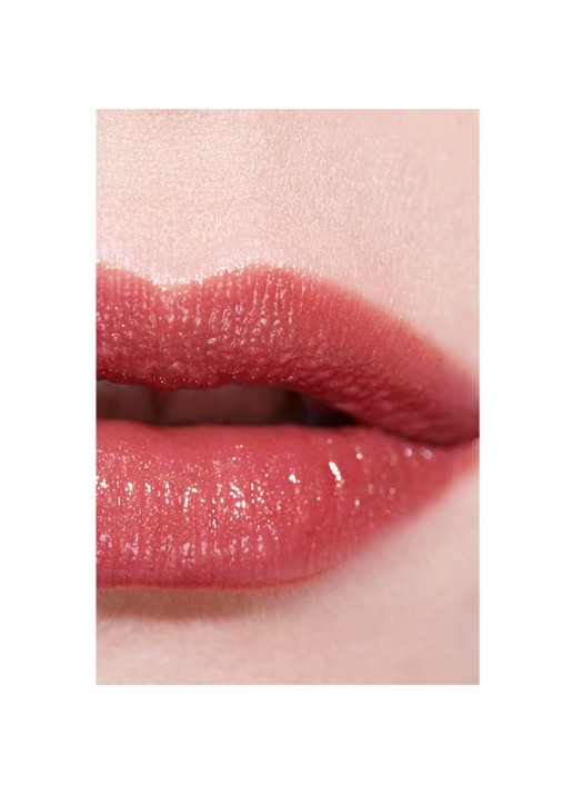 CHANEL KLEUR, GLANS, INTENSITEIT IN EEN FLASH - detail 6 82 live