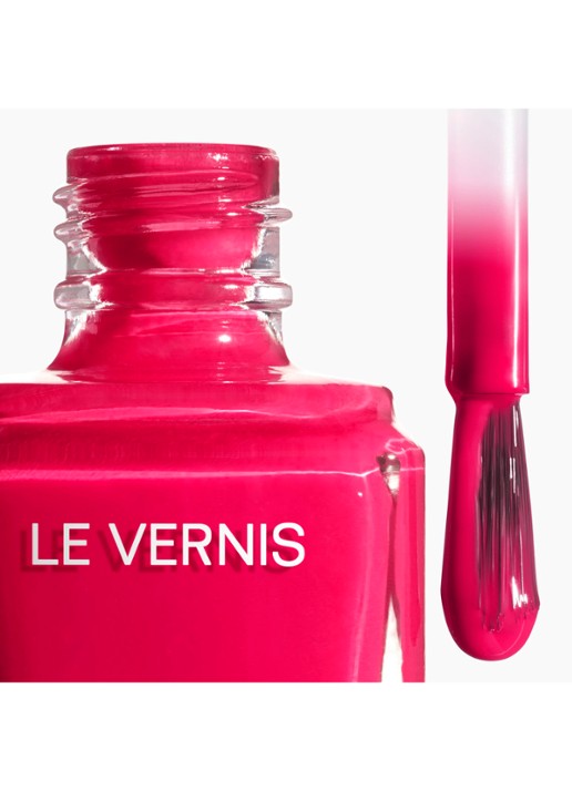 CHANEL LANGHOUDEND - detail 3 143 diva 