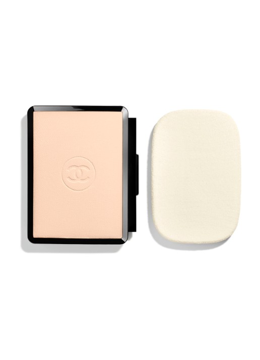 CHANEL LANGHOUDENDE UITERST COMFORTABELE COMPACTE FOUNDATION MET PERFECTE FINISH - voorkant br12 