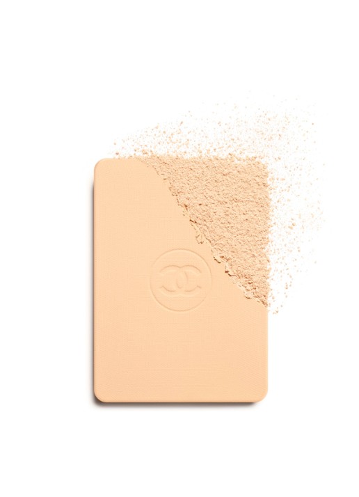 CHANEL LANGHOUDENDE UITERST COMFORTABELE COMPACTE FOUNDATION MET PERFECTE FINISH - detail 4 bd21 