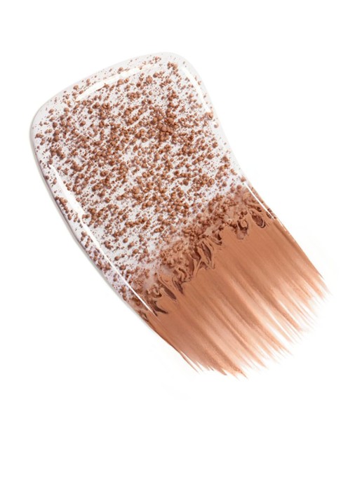 CHANEL LES BEIGES EAU DE TEINT LIGHT - detail 2 deep