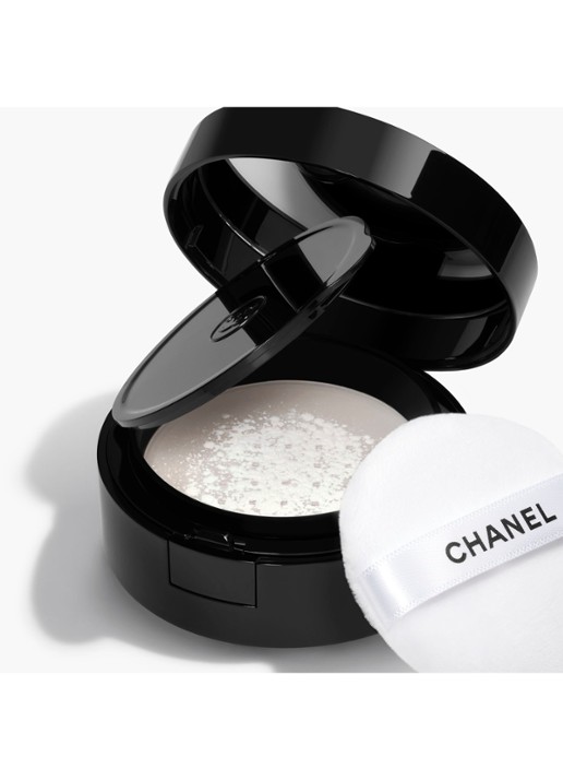 CHANEL LOS POEDER MET EEN NATUURLIJKE FINISH. REISFORMAAT - detail 2 10 light