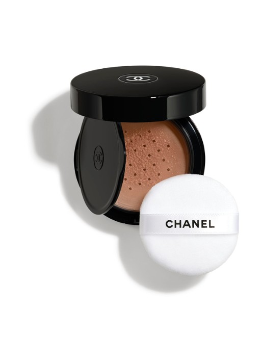 CHANEL LOS POEDER MET EEN NATUURLIJKE FINISH. REISFORMAAT - voorkant 152 intense deep
