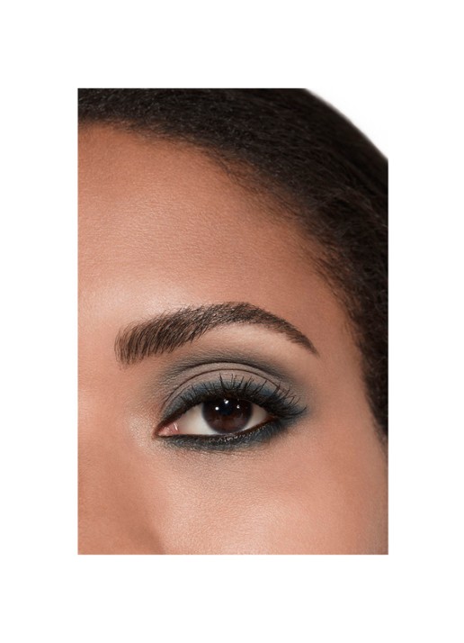 CHANEL OOGSCHADUW MET VEELZIJDIG EFFECT - detail 5 324 blurry blue