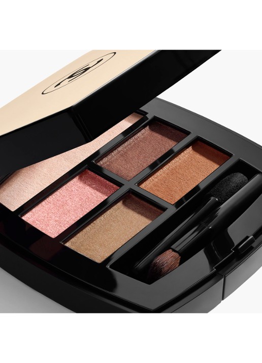 CHANEL OOGSCHADUWPALET VOOR EEN NATUURLIJK STRALENDE TEINT - detail 3 soft