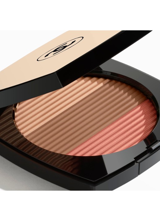 CHANEL POUDRE BELLE MINE ENSOLEILLÉE - detail 2 light coral