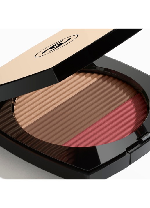 CHANEL POUDRE BELLE MINE ENSOLEILLÉE - detail 3 deep rose gold