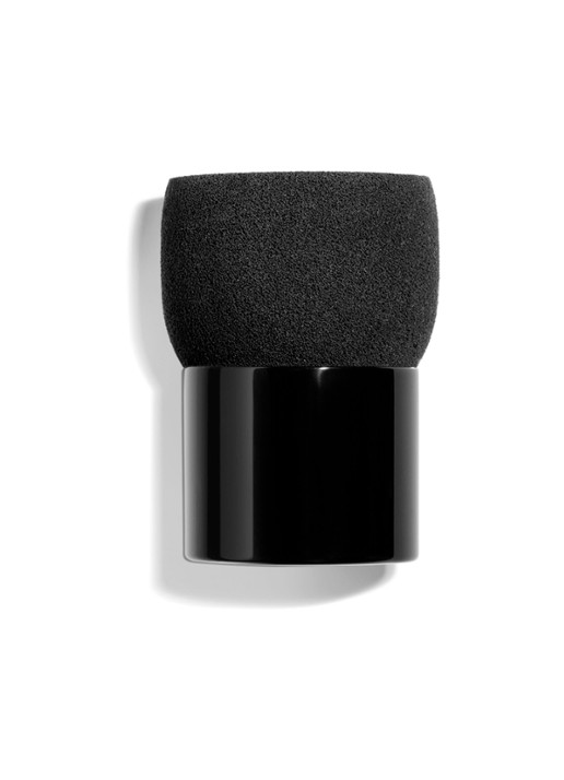 CHANEL SCHUIMAPPLICATOR VOOR VLOEIBARE FOUNDATION