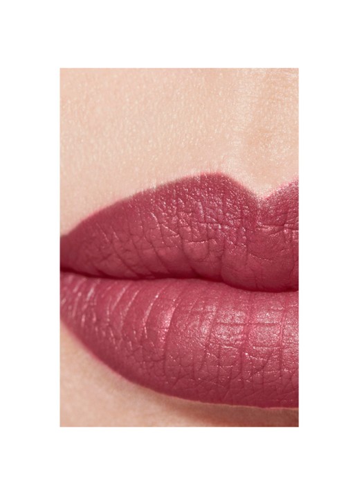 CHANEL STRALENDE FLUWEELACHTIGE LIPPENSTIFT - detail 4 357 irrévérente