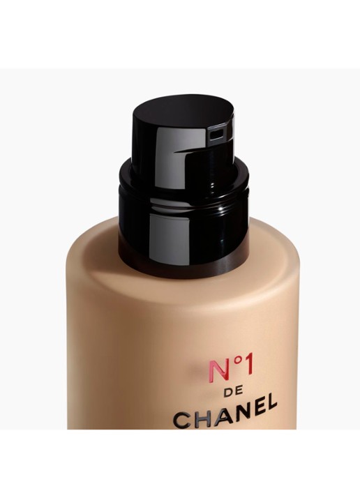 CHANEL VERHELDEREN – HYDRATEREN – BESCHERMEN - detail 3 b50 