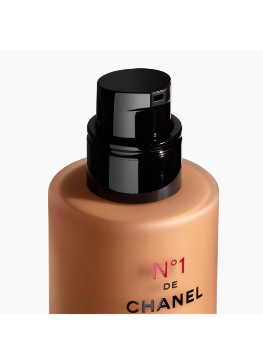 CHANEL VERHELDEREN – HYDRATEREN – BESCHERMEN - detail 3 br102