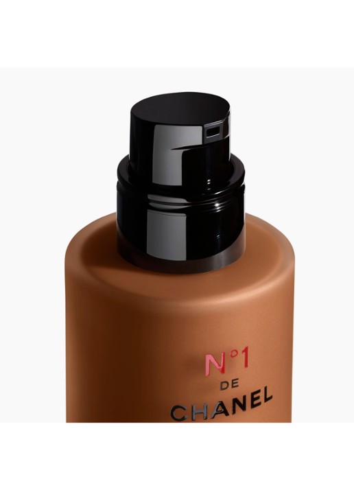 CHANEL VERHELDEREN – HYDRATEREN – BESCHERMEN - detail 2 b140