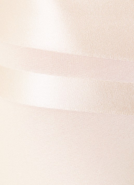Chantelle Brilliant Shaping high waisted corrigerende shorty met glanzende finish - detail 2 creme