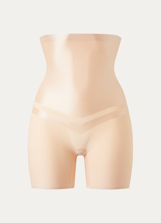 Chantelle Brilliant Shaping high waisted corrigerende shorty met glanzende finish - voorkant creme