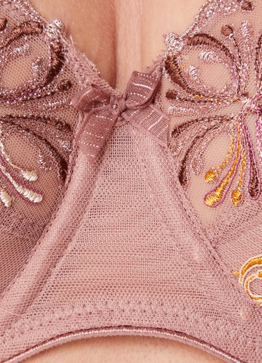 Chantelle Champs-Elysées beugel bh met borduring - detail 2 taupe