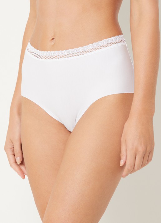Chantelle Cozy Chic slip met kant - voorkant 3 wit