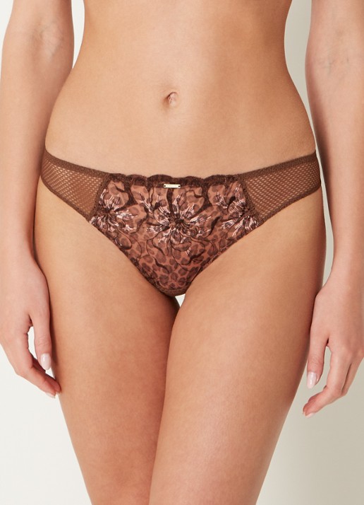 Chantelle Fleurs tanga van kant - detail 4 donkerbruin