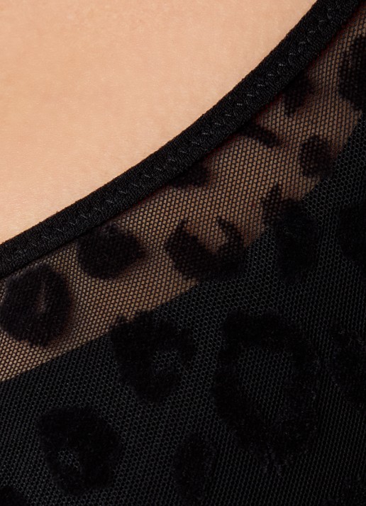 Chantelle Girls voorgevormde beugel bh met overlay van mesh - detail 3 zwart
