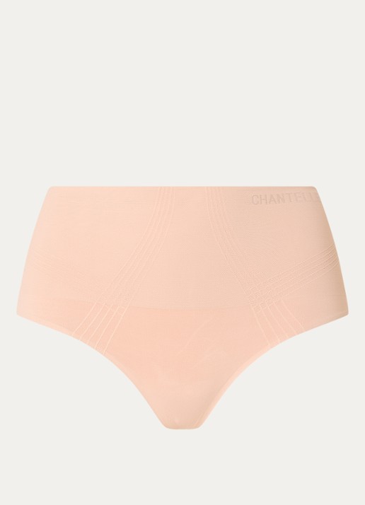 Chantelle High waisted corrigerende string - voorkant beige