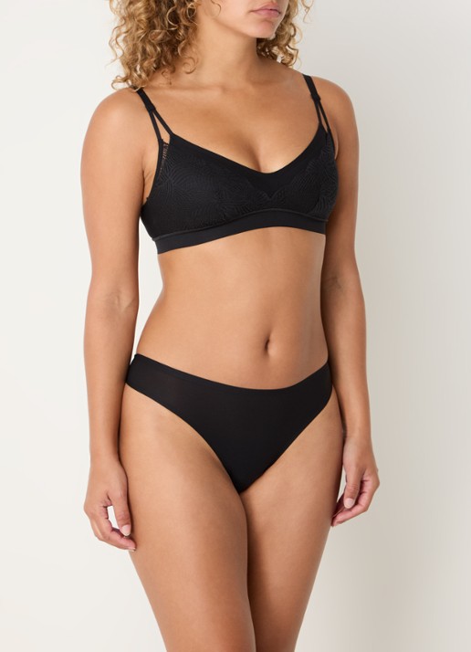 Chantelle Naadloze bralette met uitneembare vulling - voorkant 2 zwart