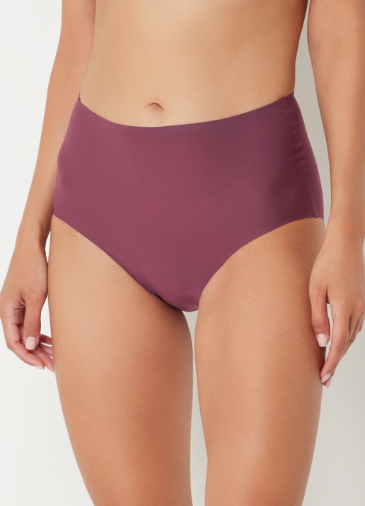 Chantelle One-size-fits-all high waisted naadloze slip - detail aubergine
