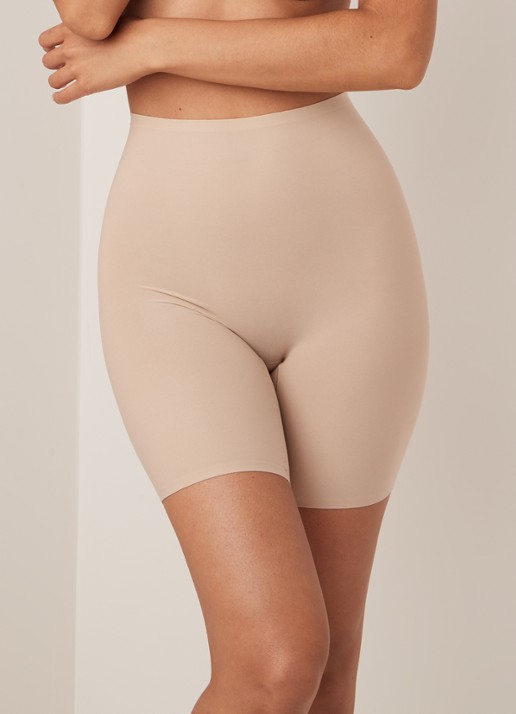 Chantelle One-size-fits-all naadloze high waisted shorty - voorkant 2 beige