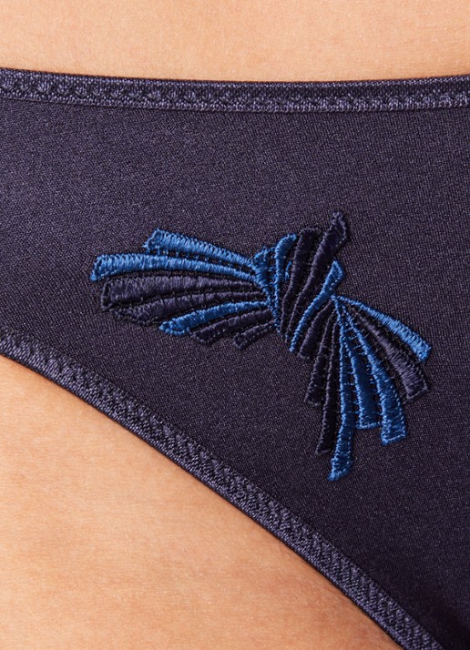 Chantelle Slip met borduring - detail 2 donkerblauw