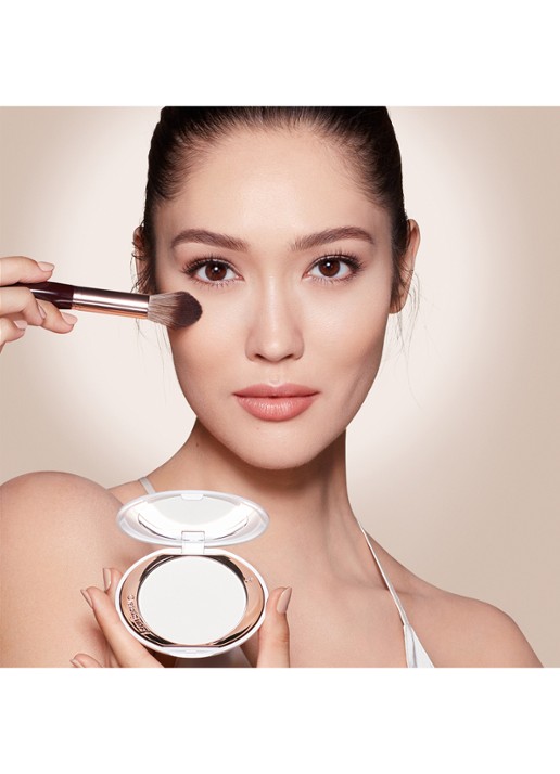 Charlotte Tilbury Airbrush Flawless Finish Powder - poeder - detail 6 fair/medium