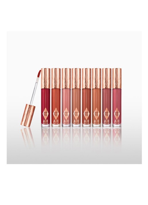 Charlotte Tilbury Airbrush Flawless Lip Blur - matte vloeibare lipstick - detail 4 pillow talk medium blur